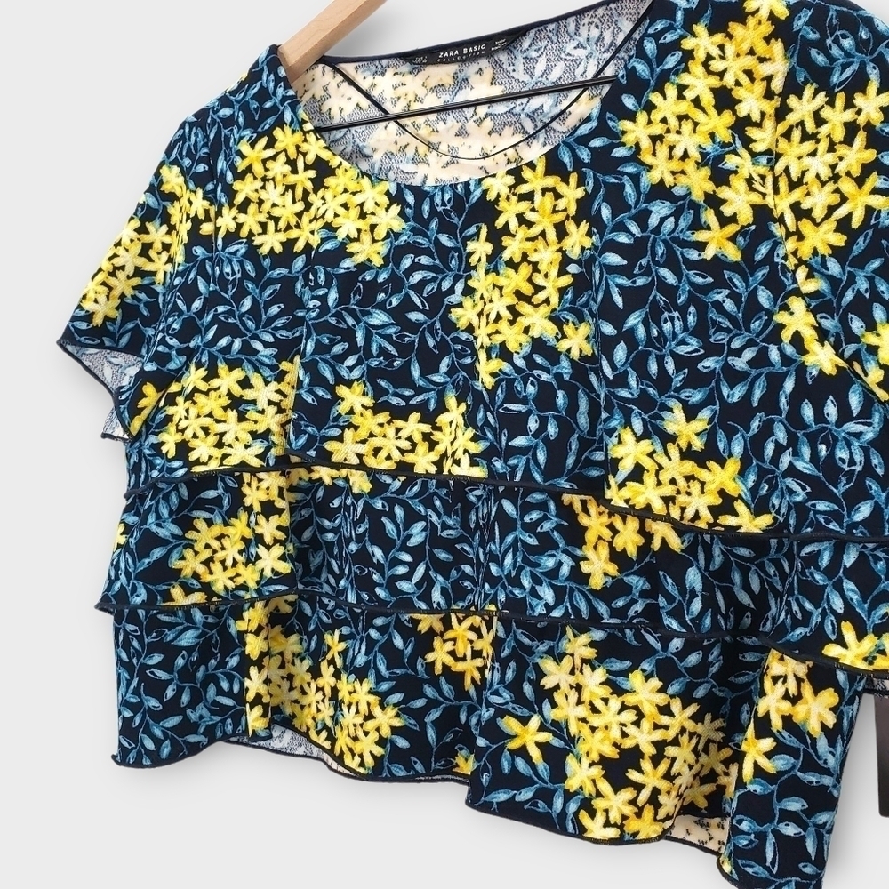 ZARA Basic Floral Tiered Ruffle Crop Top - Picture 4 of 9
